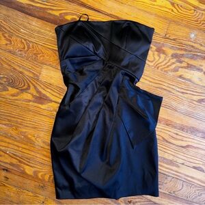 Elegant Black Strapless Dress